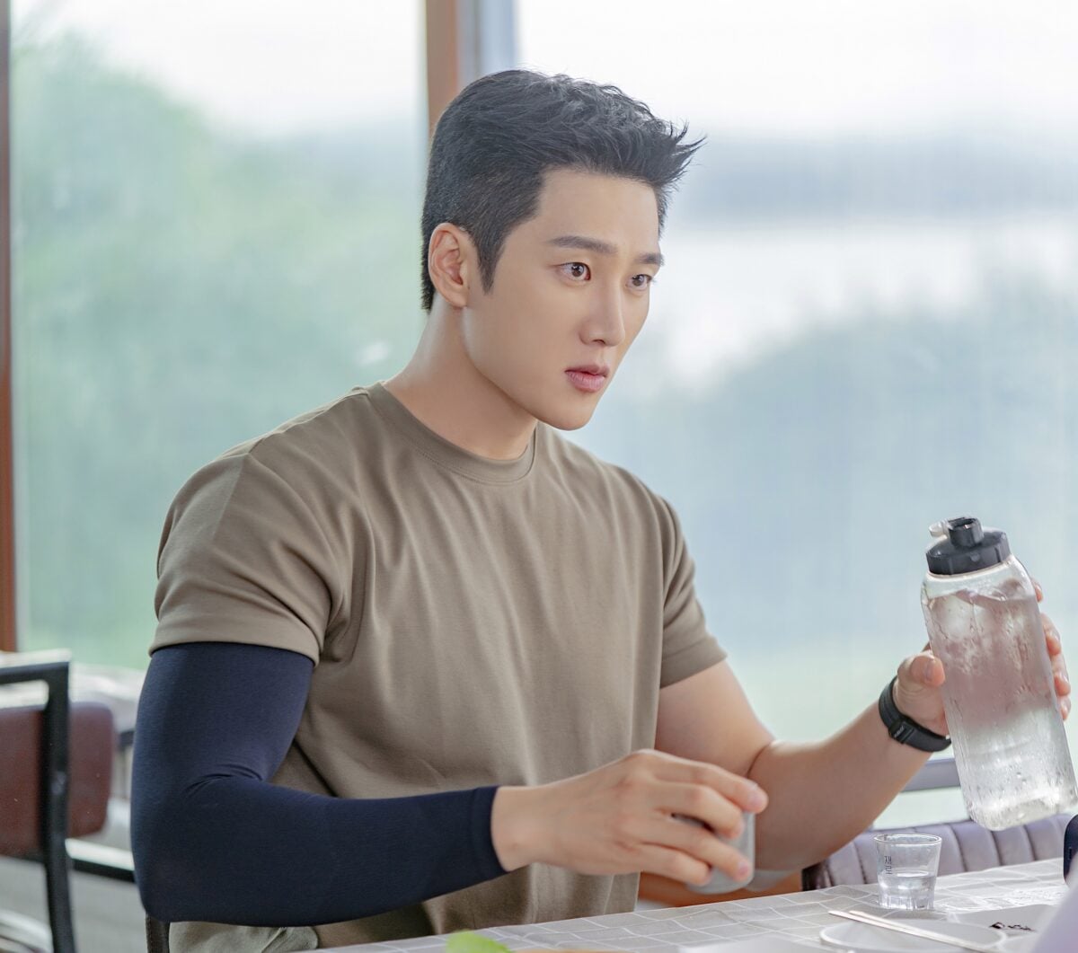 Spring Fever, il K-drama su Prime Video con Ahn Bo-hyun e Lee Joo-been che non salva, ma guarisce