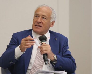 Il grido d’allarme di Antonio Marano (Presidente confindustria Tv) a RTL 102.5: “Le big tech, non investono sul territorio. Danneggiati da anni radio, tv e giornali”