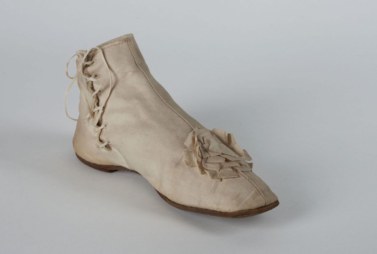 Non chiamateli accessori: viaggio nel glamour della Belle Epoque narrata da Boldini e i suoi coevi Non chiamateli accessori: viaggio nel glamour della Belle Epoque narrata da Boldini e i suoi coevi