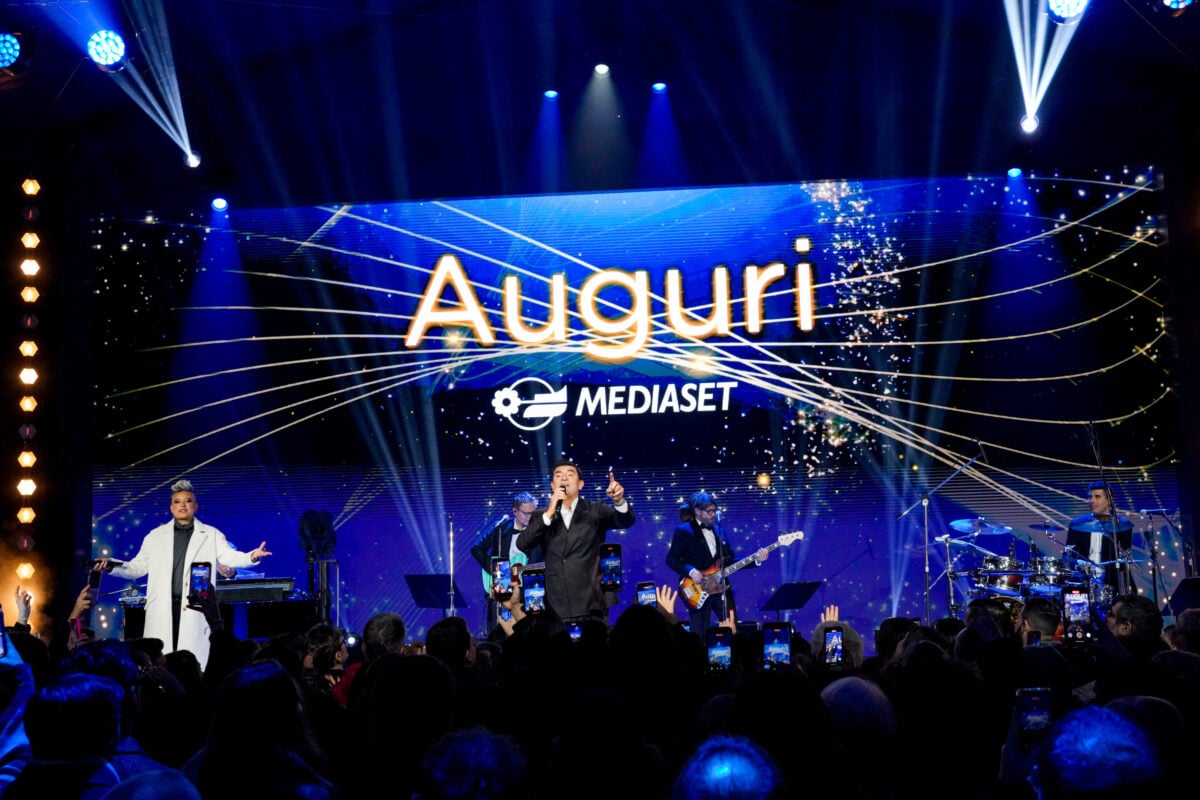 Pier Silvio Berlusconi, nel discorso di Natale il ricordo affettuoso del padre e il futuro di Mediaset