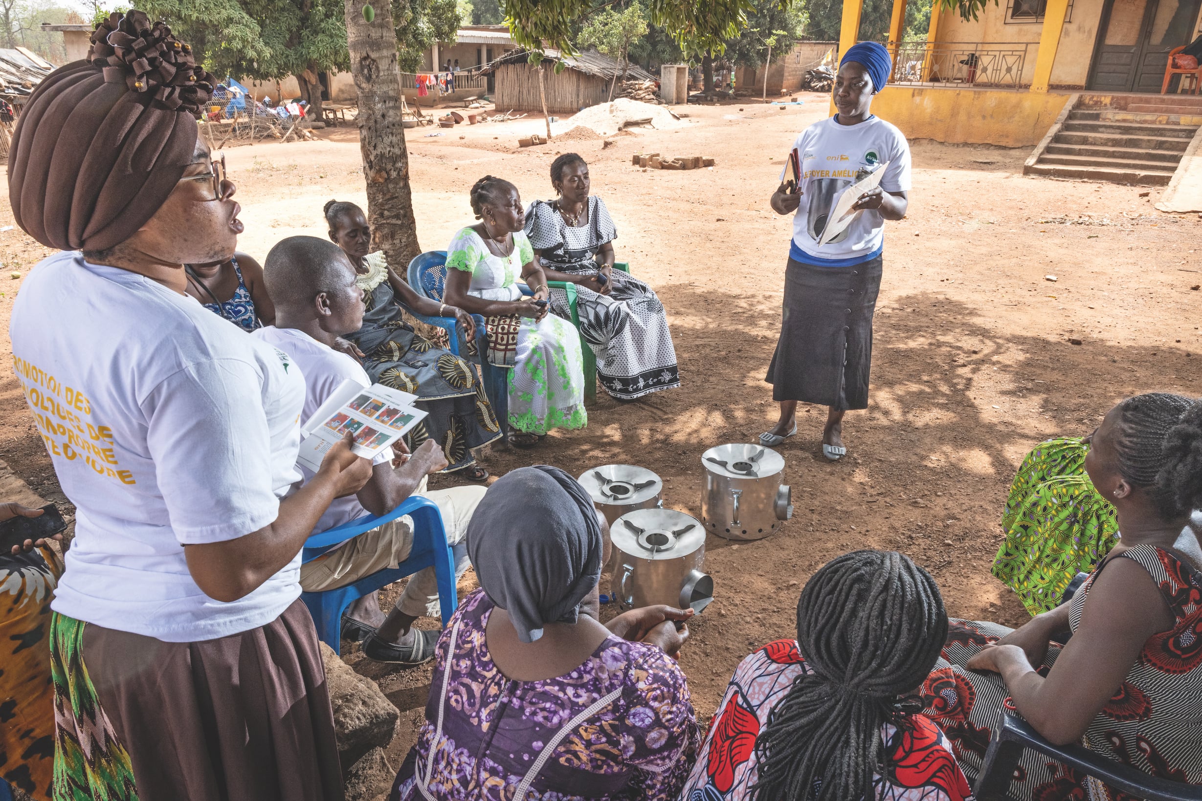 Dall’Eni milioni di fornelli per migliorare la vita in Africa