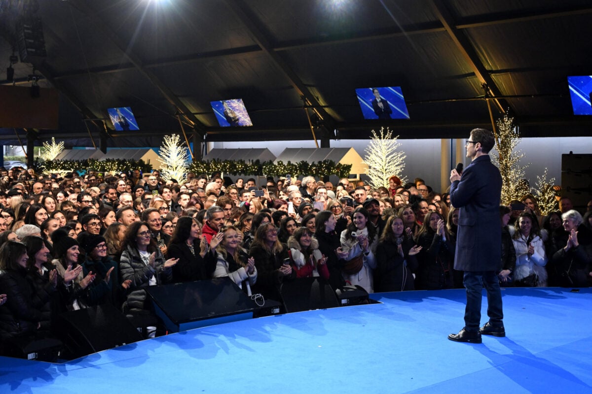 Pier Silvio Berlusconi, nel discorso di Natale il ricordo affettuoso del padre e il futuro di Mediaset