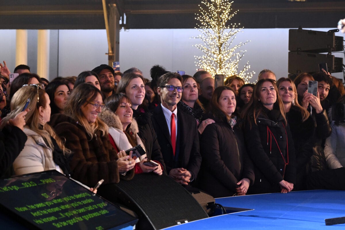 Pier Silvio Berlusconi, nel discorso di Natale il ricordo affettuoso del padre e il futuro di Mediaset