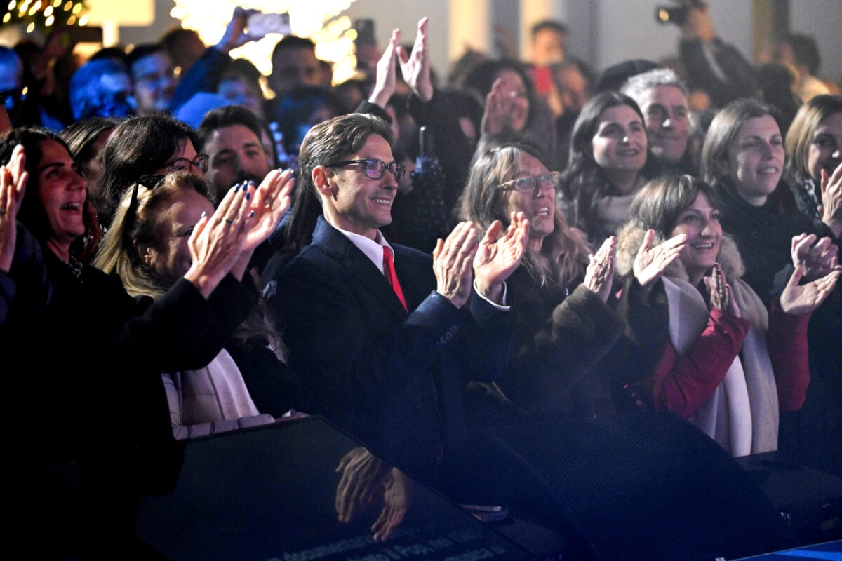 Pier Silvio Berlusconi, nel discorso di Natale il ricordo affettuoso del padre e il futuro di Mediaset