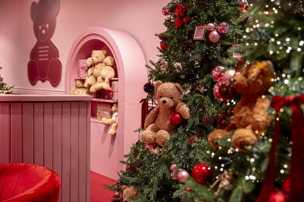 Franciacorta Designer Village accende il Natale: solidarietà, magia e il panettone di Iginio Massari