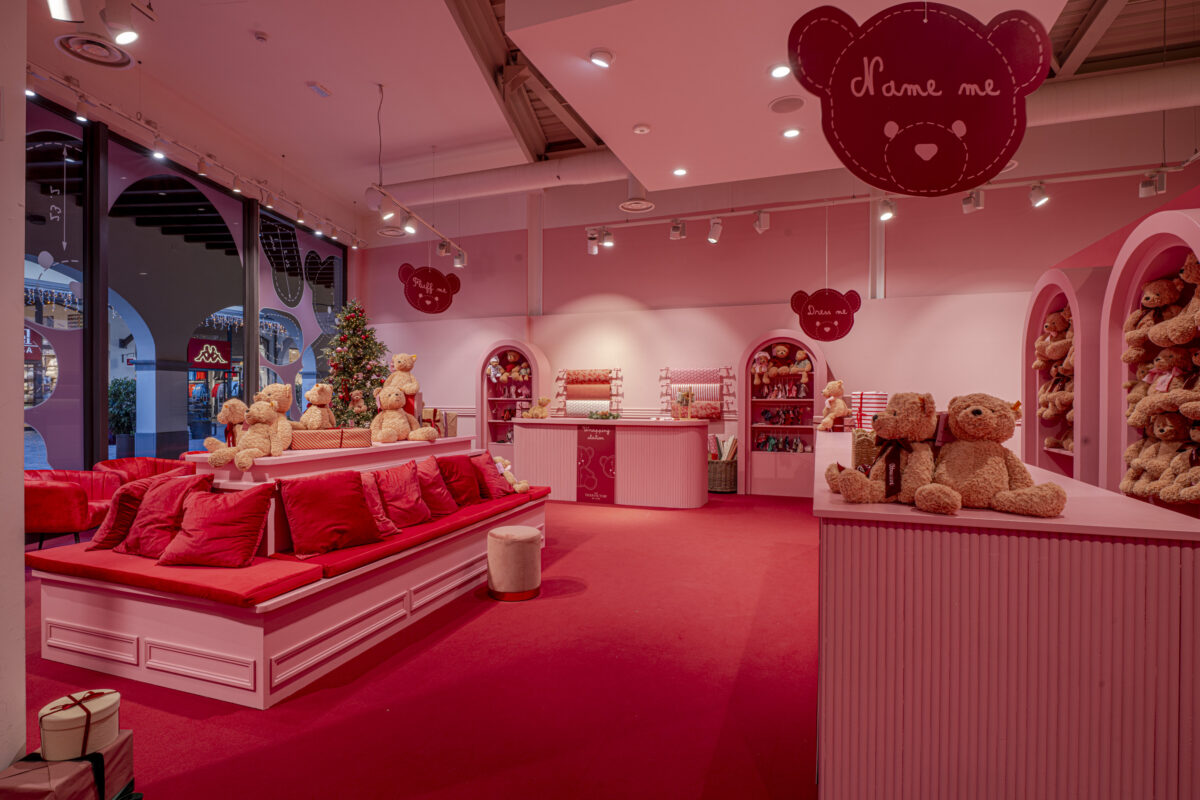 Franciacorta Designer Village accende il Natale: solidarietà, magia e il panettone di Iginio Massari