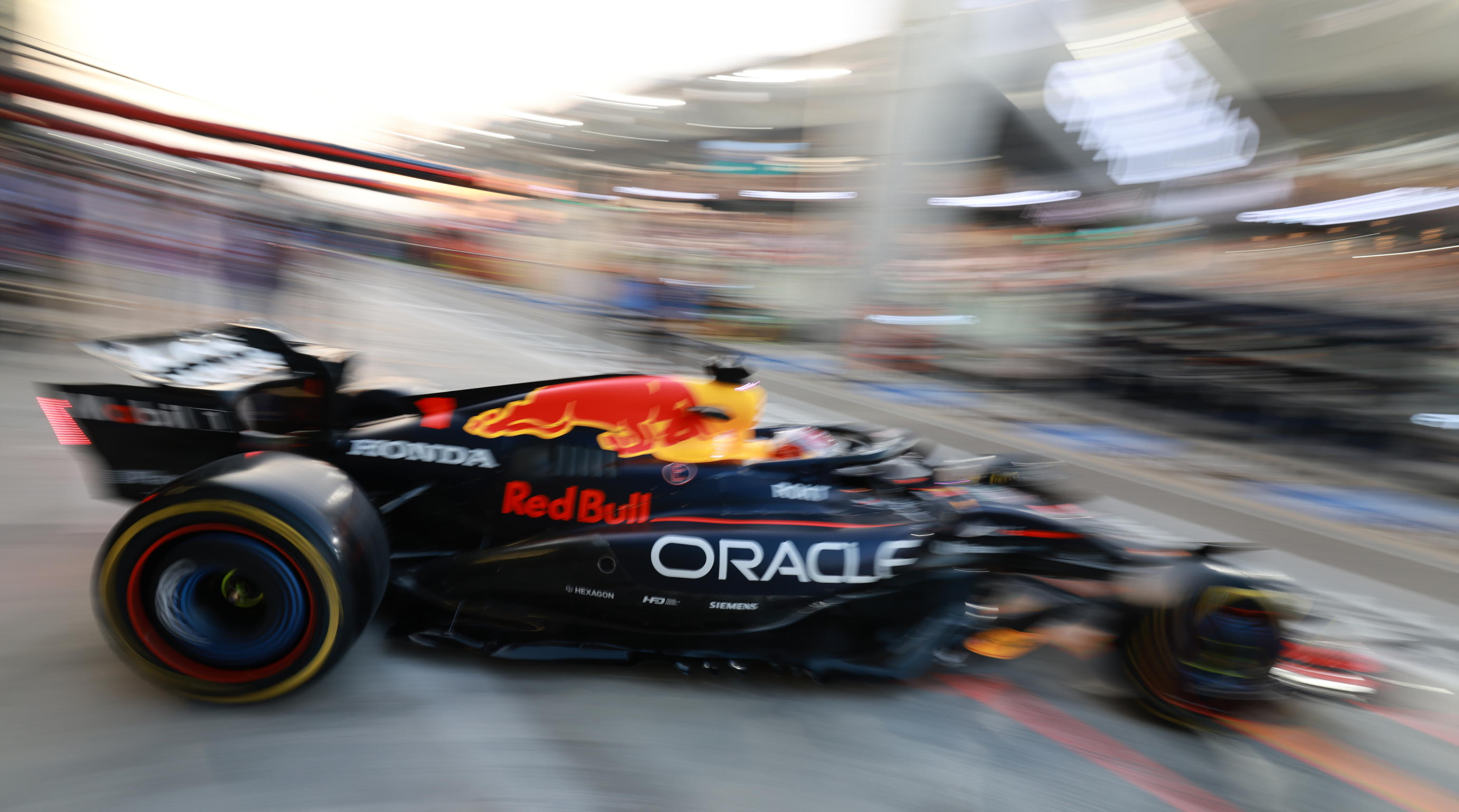 Norris e Max, un duello a nervi tesi Ad Abu Dhabi rischiano il contatto