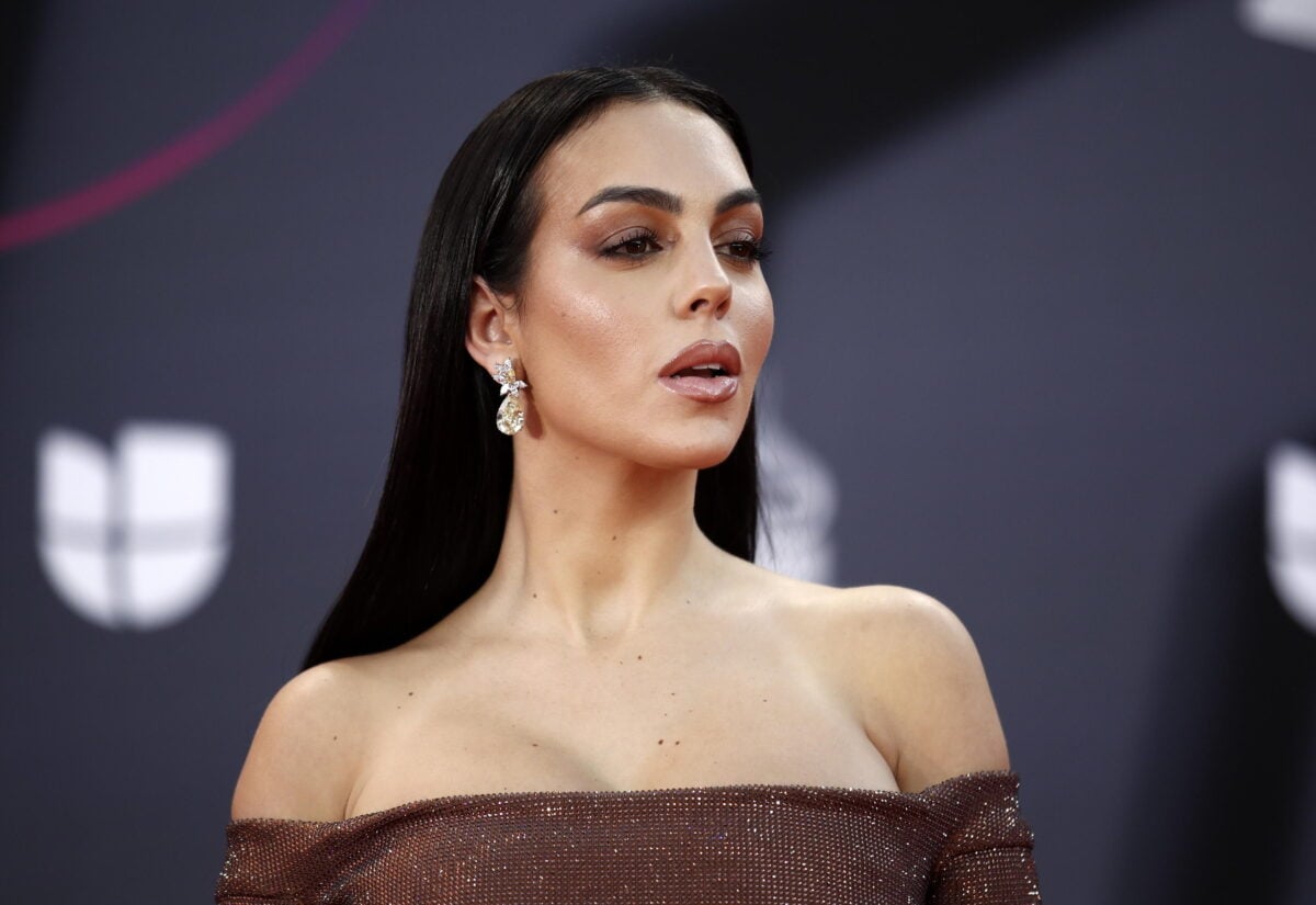 Georgina Rodriguez e quella frase sull’anello: «Il minimo dopo dieci anni di attesa»