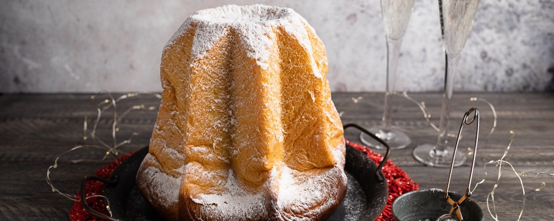 Pandoro, ecco la classifica dei migliori e come imparare a riconoscerne davvero la qualità Pandoro, ecco la classifica dei migliori e come imparare a riconoscerne davvero la qualità