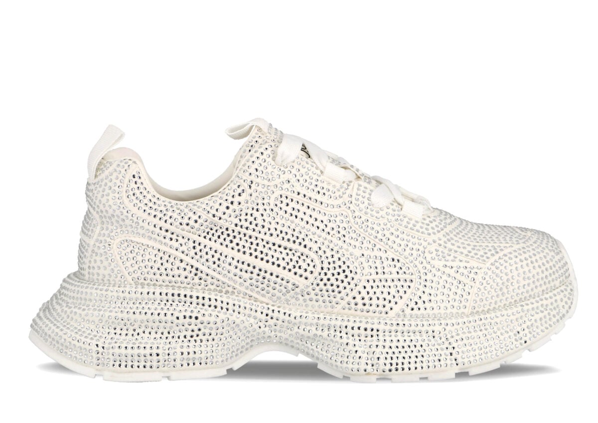 Pantone: il 2026 è l’anno del Cloud Dancer Pantone: il 2026 è l’anno del Cloud Dancer