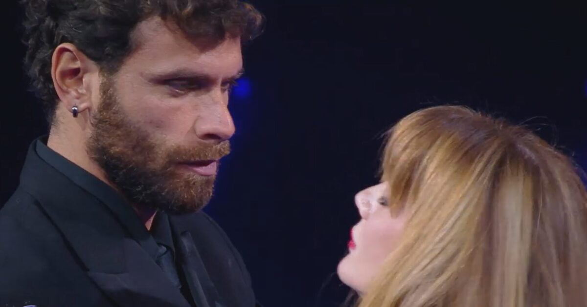 Grande Fratello a sorpresa raddoppia: Anita superfinalista, Rasha sposa, il cane Koda e le pagelle Grande Fratello a sorpresa raddoppia: Anita superfinalista, Rasha sposa, il cane Koda e le pagelle