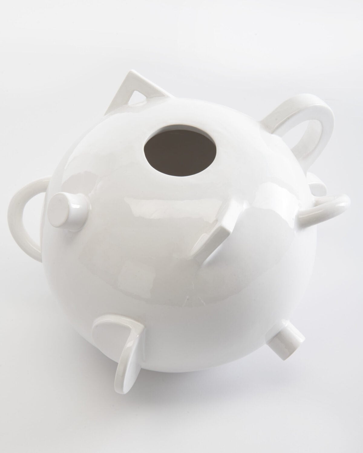 Arredo, il design sposa il colore Pantone 2026 Arredo, il design sposa il colore Pantone 2026