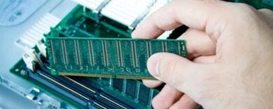 Crisi delle RAM: l’intelligenza artificiale fa volare i prezzi delle memorie alle stelle