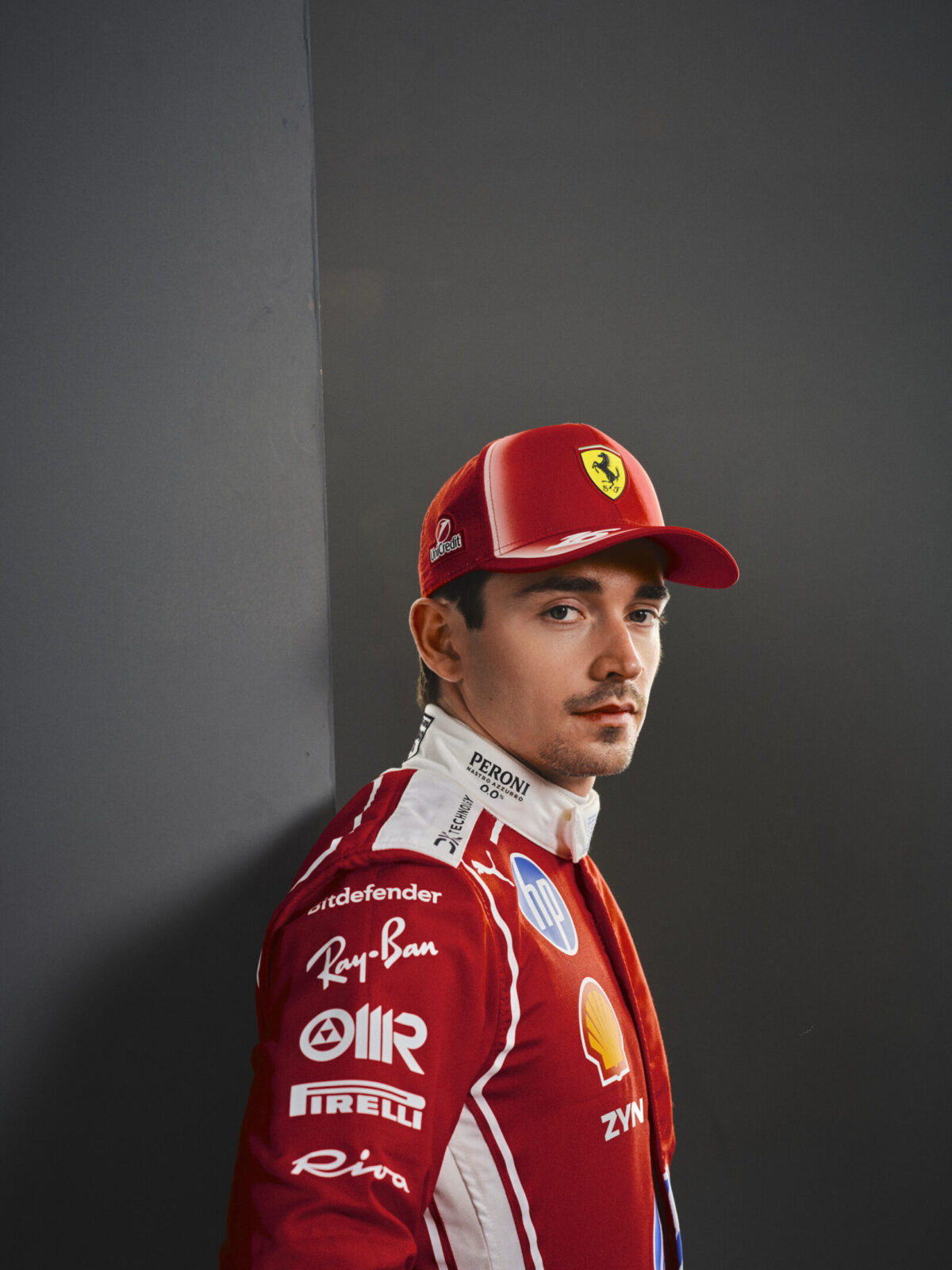 Ecco la nuova Ferrari per rinascere. Hamilton e Leclerc subito in pista