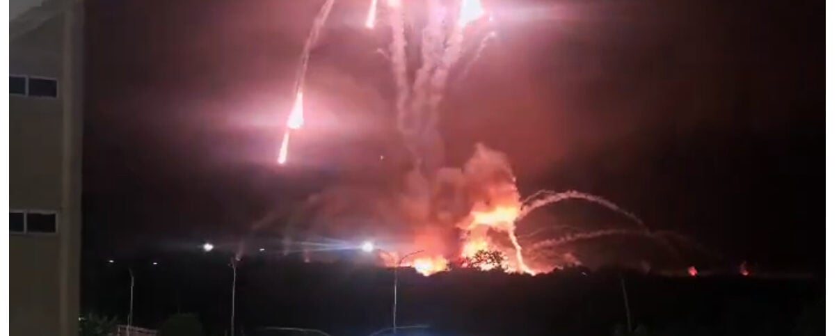 caracas sotto le bombe americane trump attacca il venezuela da Panorama.it caracas sotto le bombe americane trump attacca il venezuela