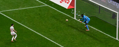 Risse, rigori ed errori arbitrali: la Coppa d’Africa boccia il Marocco (che ospiterà un Mondiale)