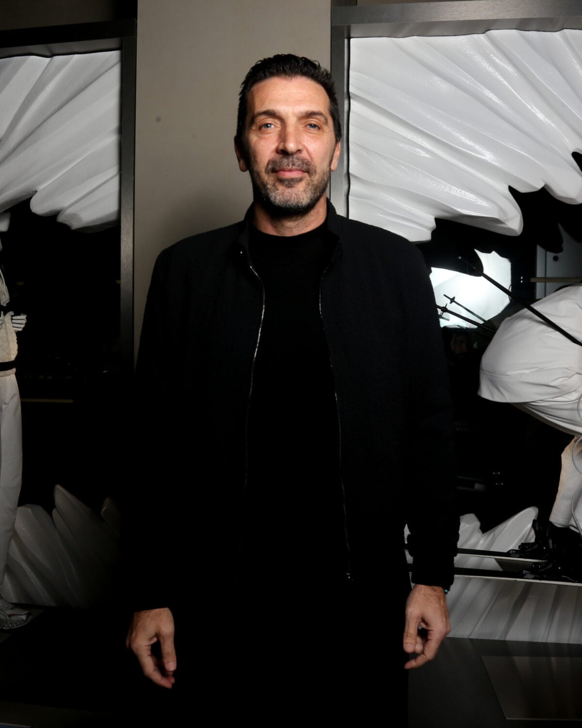 EA7 Emporio Armani fa poker con le Olimpiadi