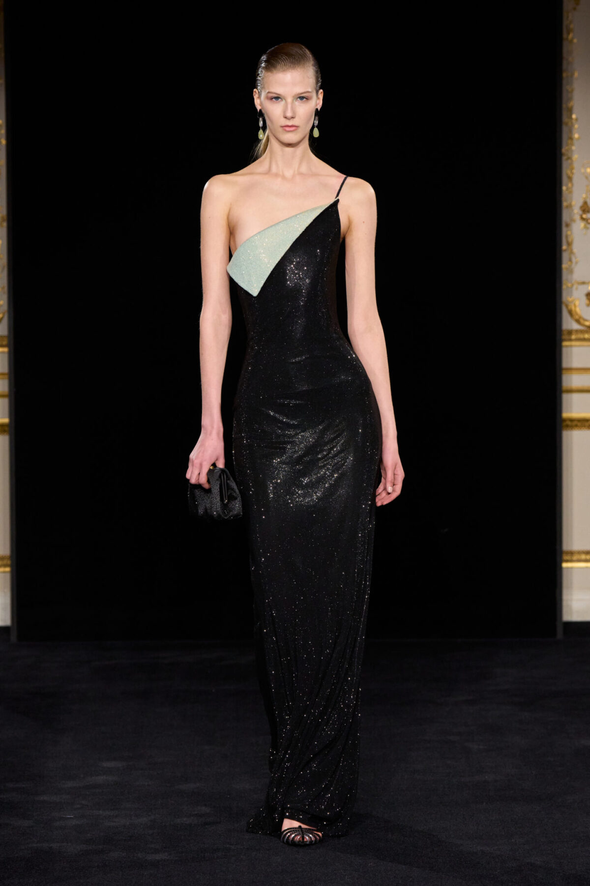 Alta moda Parigi: il Privé secondo la signora Armani