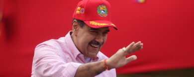 Maduro sotto assedio: perché ora il leader venezuelano tende la mano a Washington