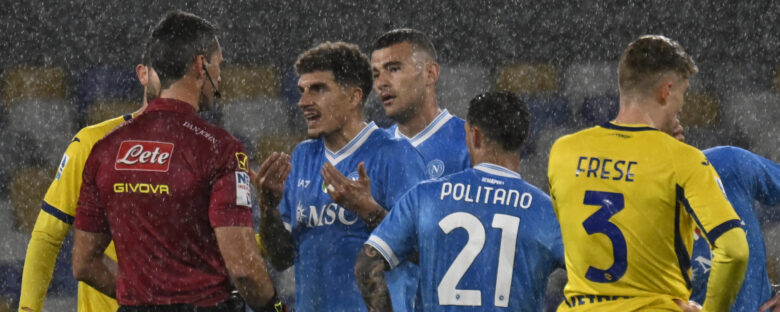 napoli verona proteste polemiche arbitri var rocchi hojlund buongiorno