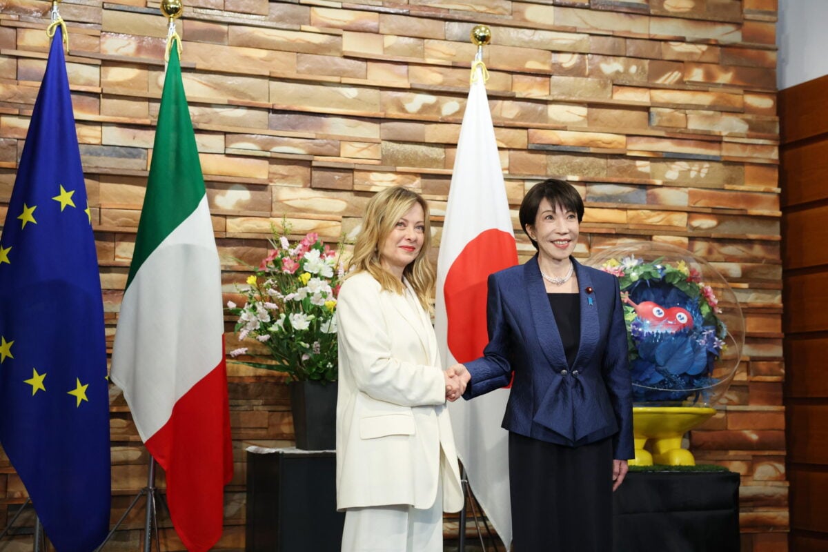 Meloni incontra Takaichi a Tokyo: “Crediamo molto nell’alleanza Italia-Giappone”
