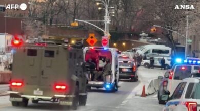 Maduro trasportato in tribunale a New York: ecco il corteo blindato