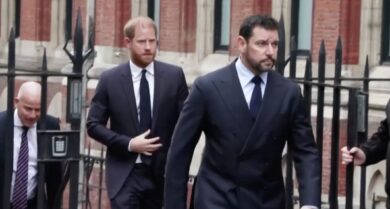 Harry torna a Londra. All’Alta Corte si apre il processo contro il Mail