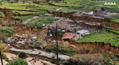 Niscemi, si allarga il fronte della frana. Centinaia di persone evacuate