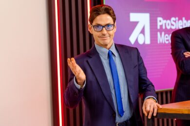 Pier Silvio Berlusconi a Monaco: visita a sorpresa nella sede di ProSiebenSat.1