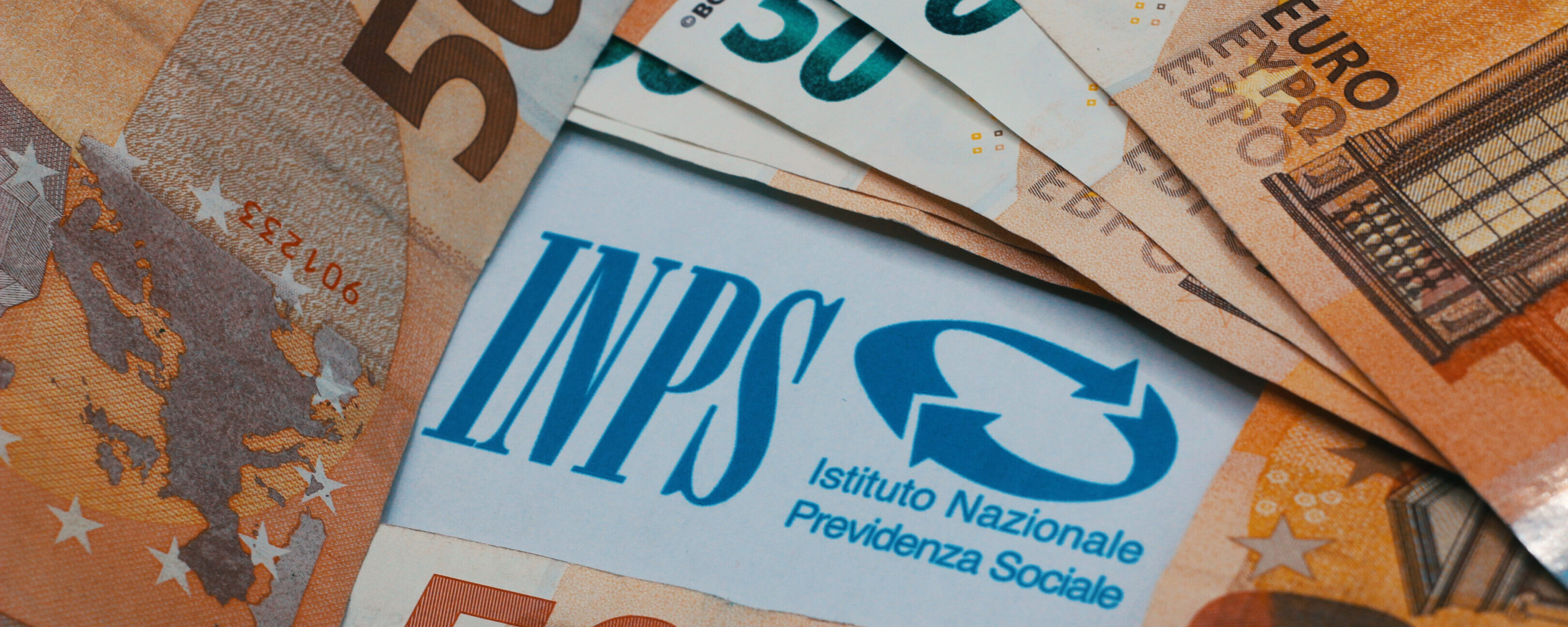 Ultima chiamata INPS: scatta la sospensione dell’assegno. Come evitare il blocco ISEE di aprile Ultima chiamata INPS: scatta la sospensione dell’assegno. Come evitare il blocco ISEE di aprile