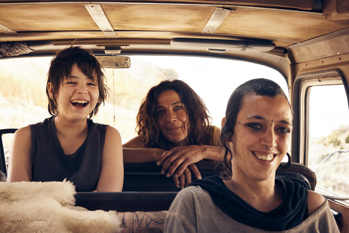 Perché Sirāt di Óliver Laxe è un film da vedere assolutamente Perché Sirāt di Óliver Laxe è un film da vedere assolutamente