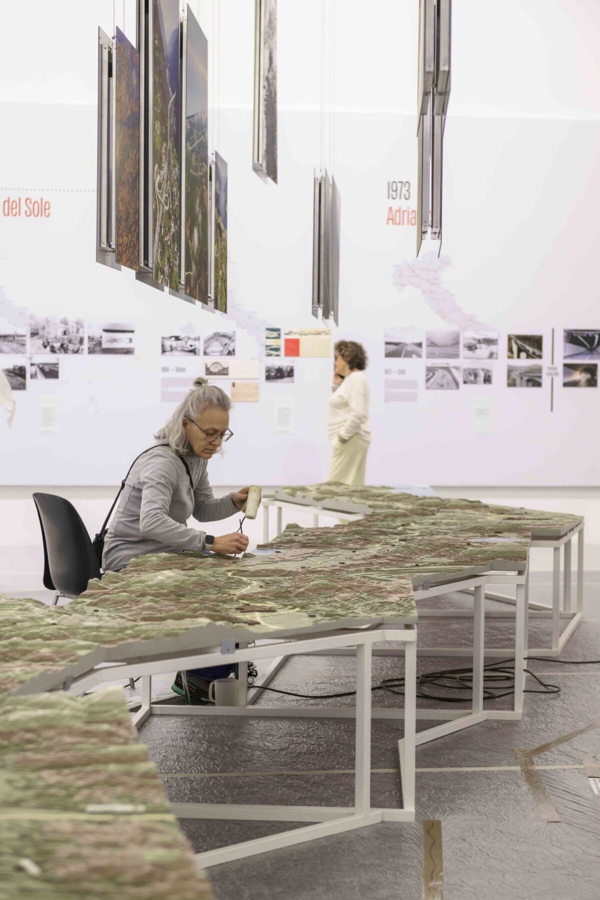 Autostrade d’Italia: la mostra in Triennale che racconta un secolo di movimento