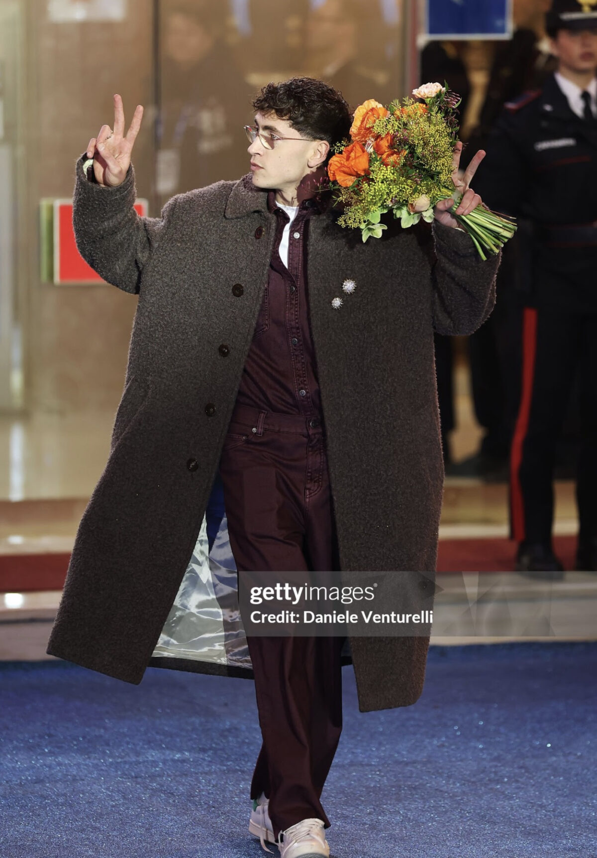 Sanremo 2026, tutti i look degli artisti sul green carpet