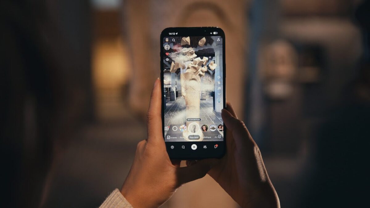 Snapchat entra al Louvre: la realtà aumentata riporta in vita sei capolavori dimenticati Snapchat entra al Louvre: la realtà aumentata riporta in vita sei capolavori dimenticati