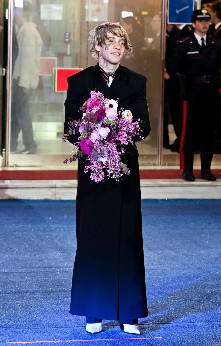 Sanremo 2026, tutti i look degli artisti sul green carpet