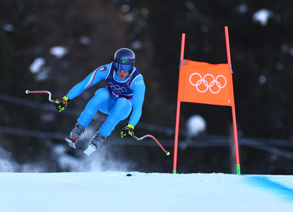 Von Allmen re olimpico: terzo oro. Franzoni solo sesto, Paris cade