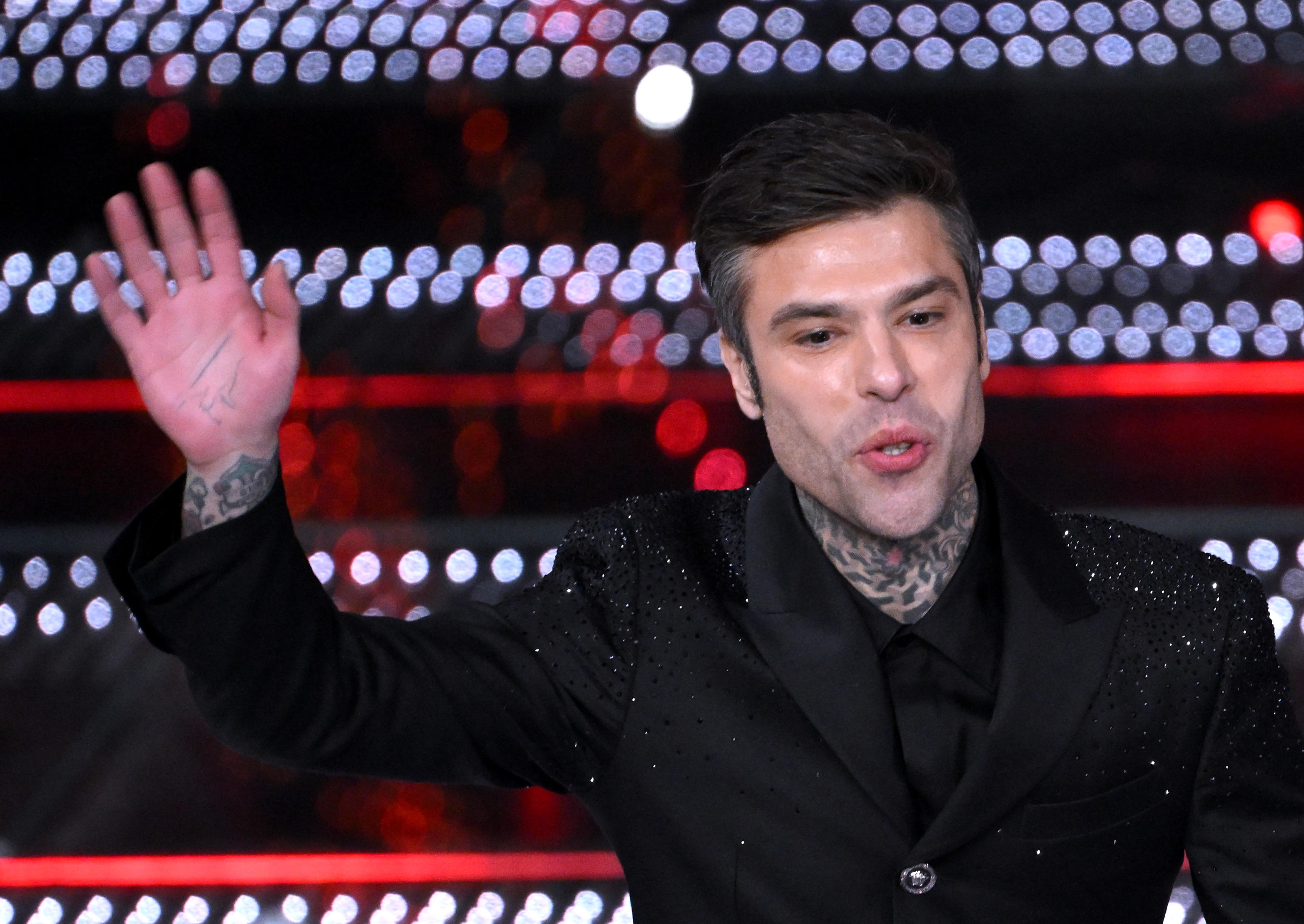 Sanremo 2026: la classifica degli artisti più influenti. Fedez domina Instagram e guida la gara digitale