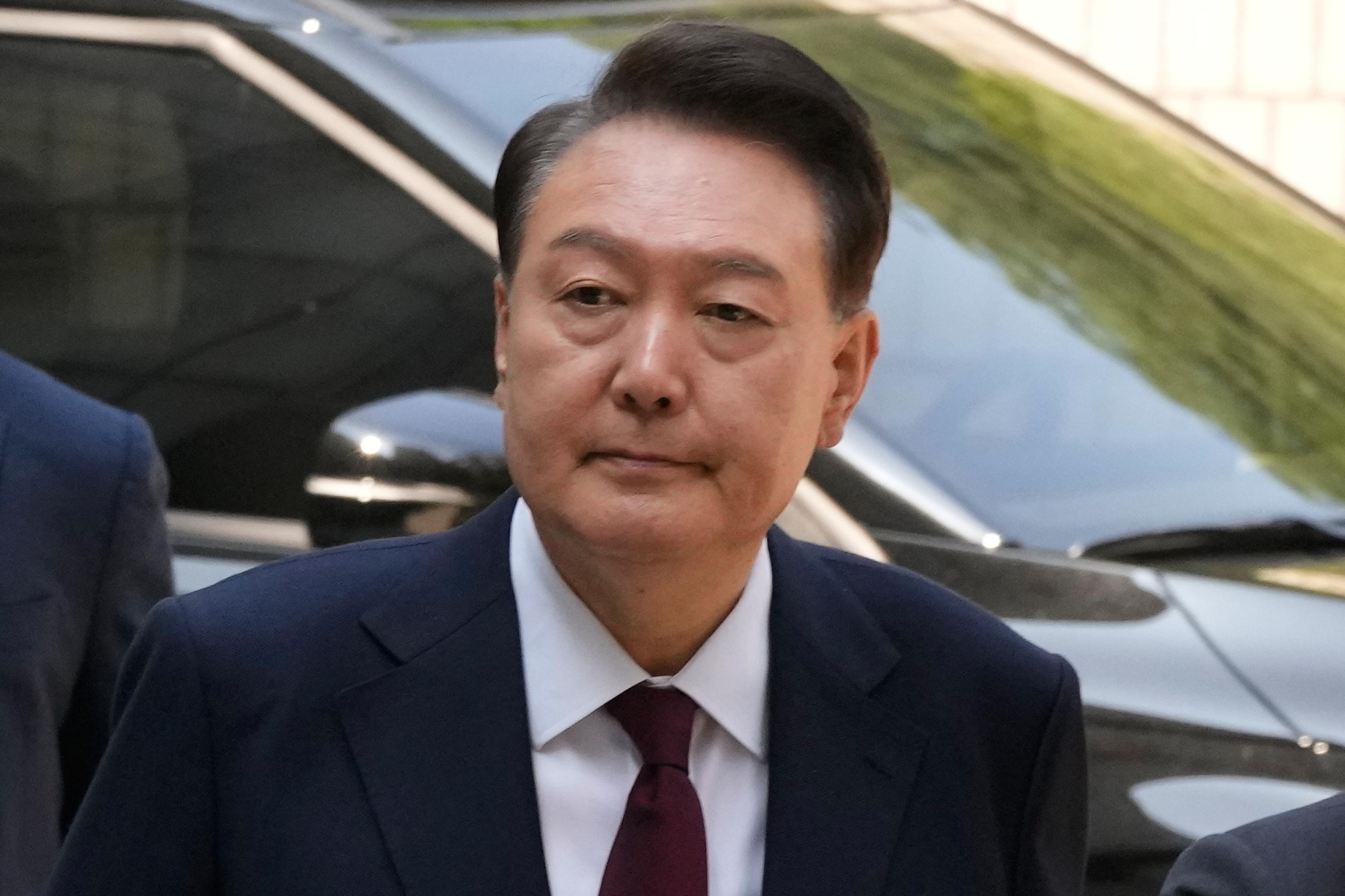 Ergastolo per Yoon Suk Yeol: la Corea del Sud processa il suo ex presidente per il fallito golpe Ergastolo per Yoon Suk Yeol: la Corea del Sud processa il suo ex presidente per il fallito golpe