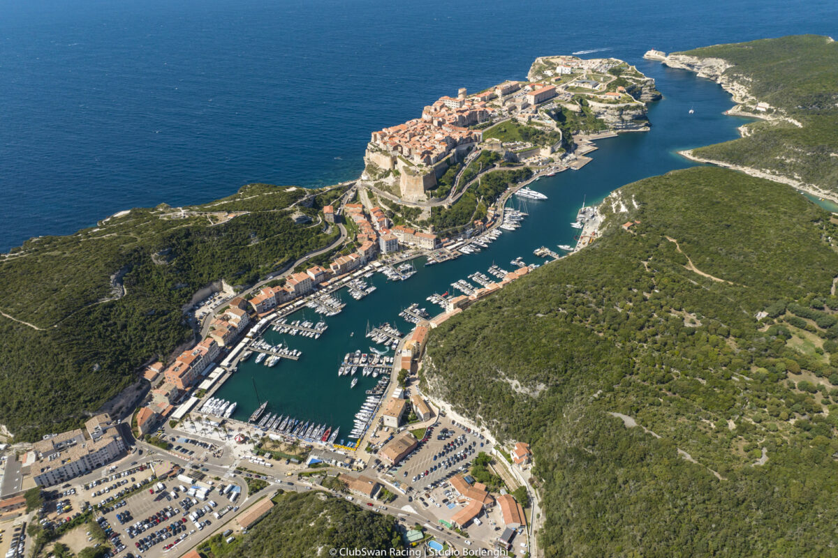 Tutto a dritta verso Ovest