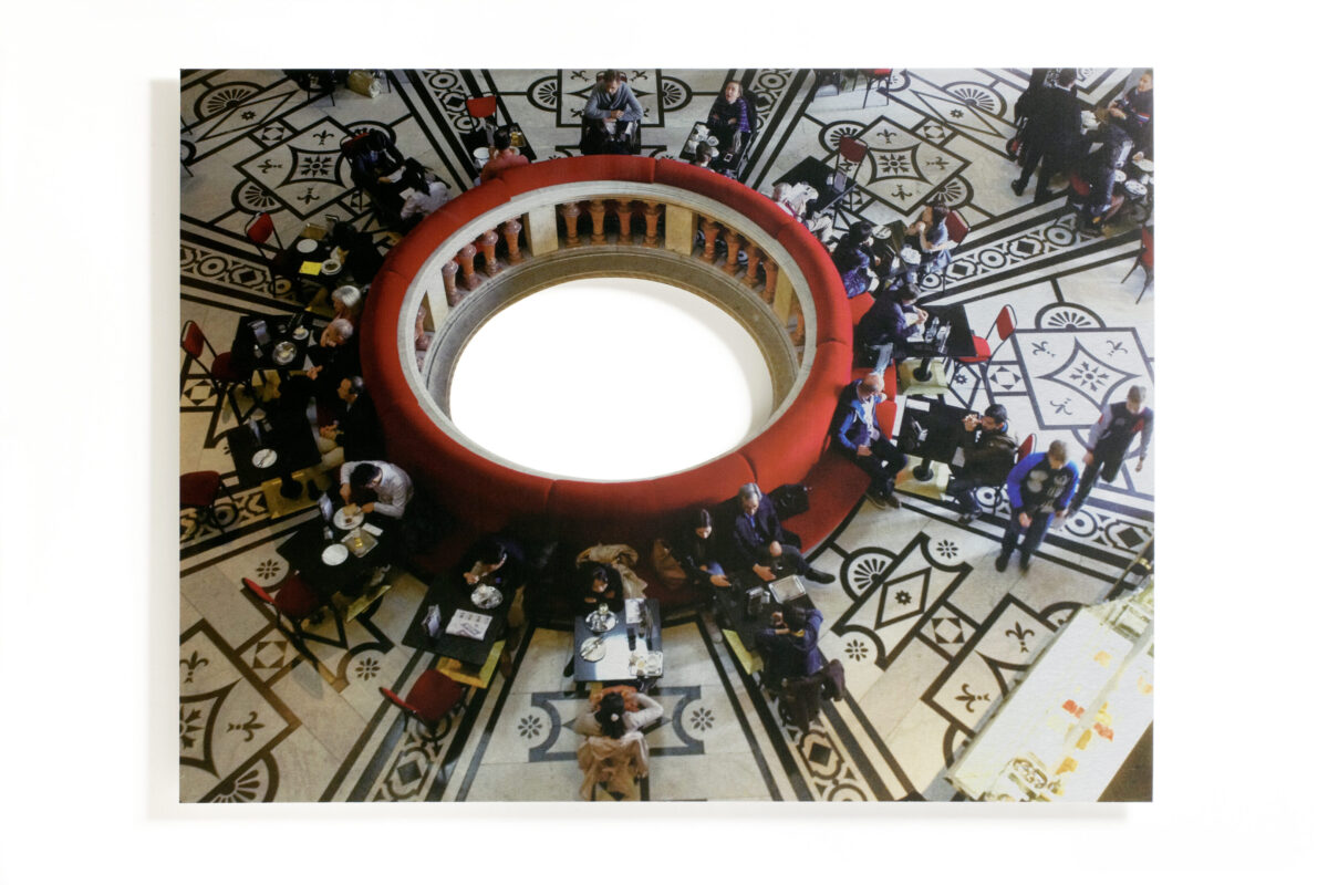 Simona Uberto, trent’anni tra destino e visione: a Lodi l’antologica “Fatum Futura” Simona Uberto, trent’anni tra destino e visione: a Lodi l’antologica “Fatum Futura”