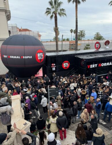 Il Festival di Sanremo 2026 con RTL 102.5, Radiofreccia e Radio Zeta in diretta dalla città dei fiori