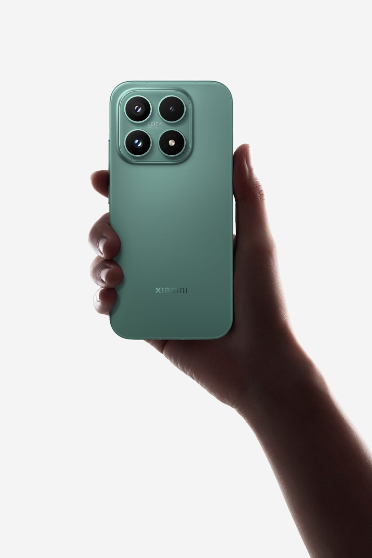 Xiaomi 17 Ultra, lo smartphone per nottambuli che fa foto stellari. Anche di giorno Xiaomi 17 Ultra, lo smartphone per nottambuli che fa foto stellari. Anche di giorno