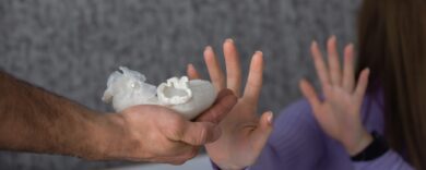 Niente figli per carità: perché i Millennial dicono no