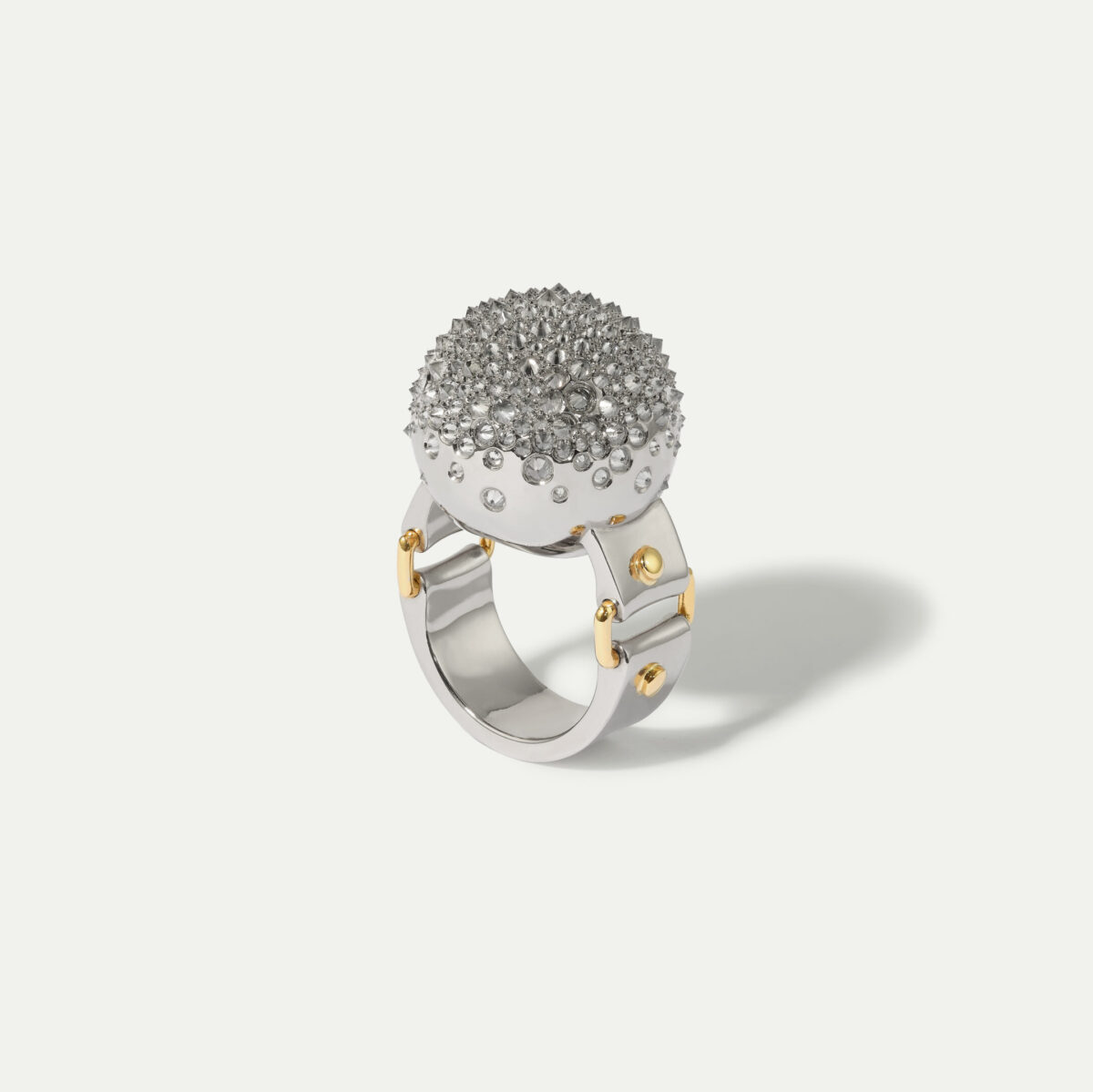 Hannah Martin, vent’anni di ribellione preziosa Hannah Martin, vent’anni di ribellione preziosa