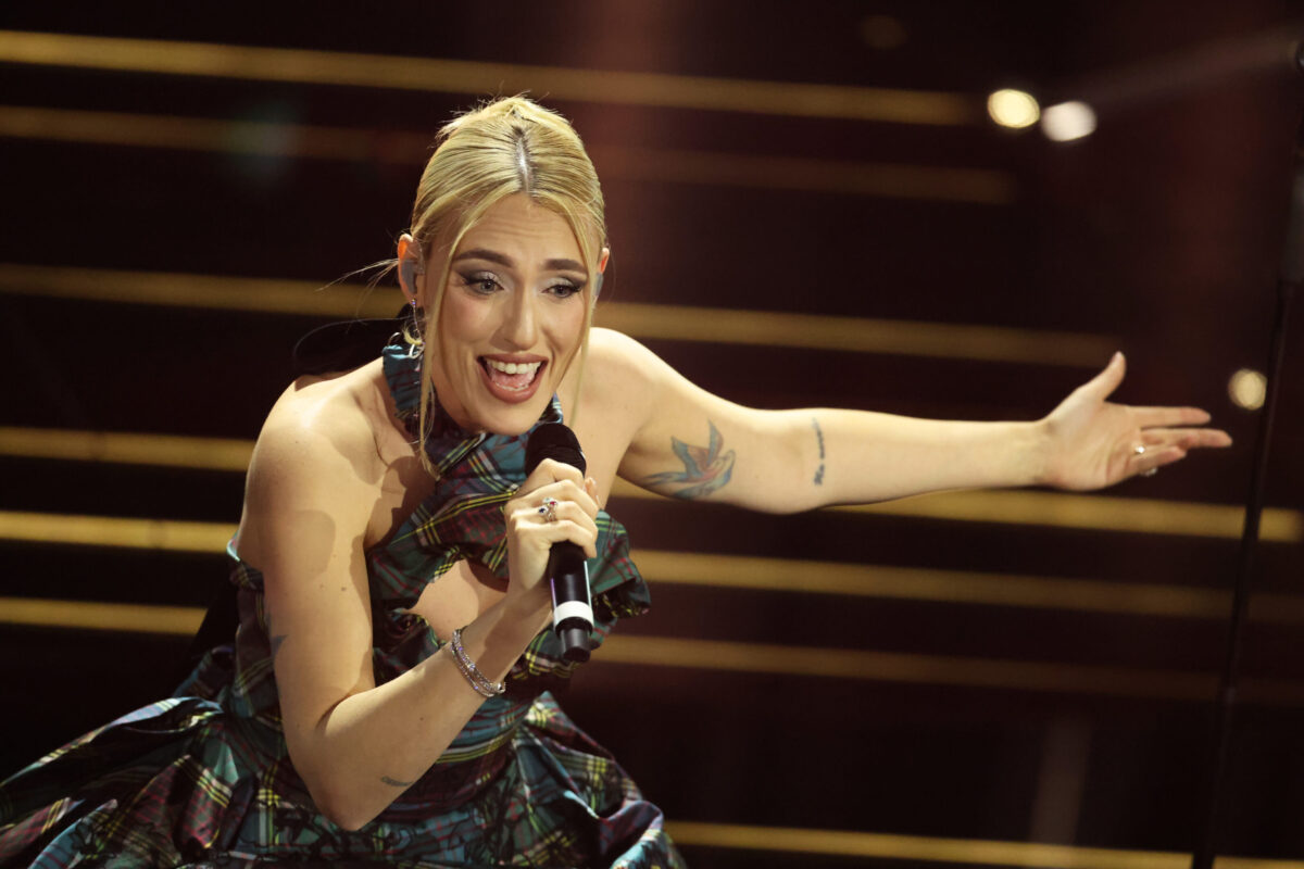 Sanremo 2026, le pagelle dei look della finale