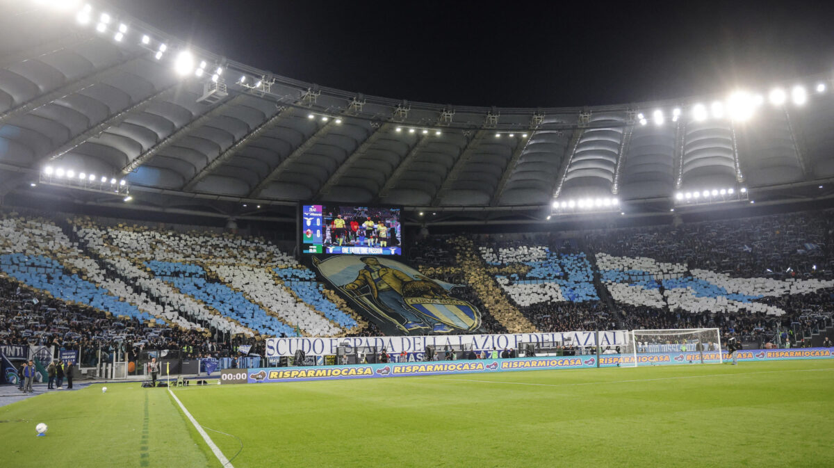 Il Milan rifiuta la chiamata scudetto: sconfitta con la Lazio e l’Inter vola Il Milan rifiuta la chiamata scudetto: sconfitta con la Lazio e l’Inter vola