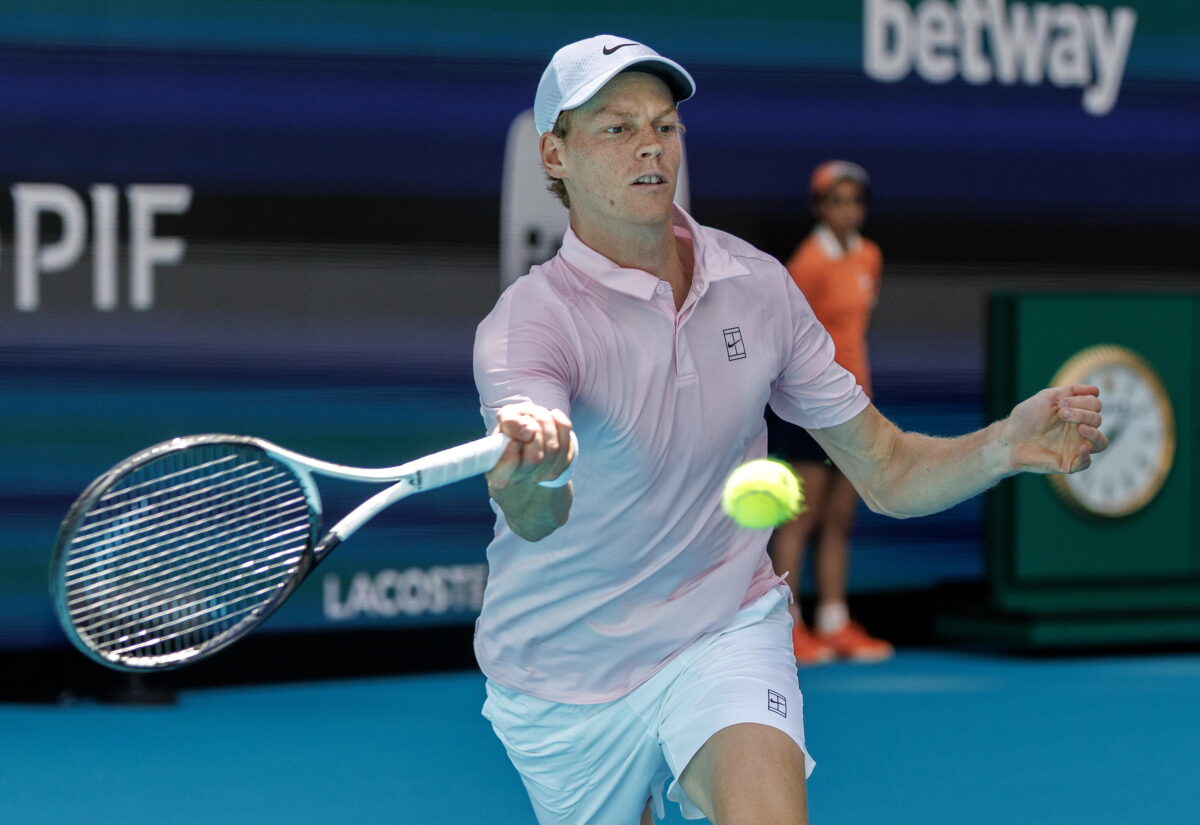 Sinner debutto vincente a Miami Battuto Dzumuhur in due set