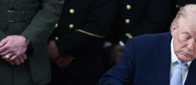 Iran, Trump minaccia ma apre ai negoziati: la doppia strategia sullo Stretto di Hormuz