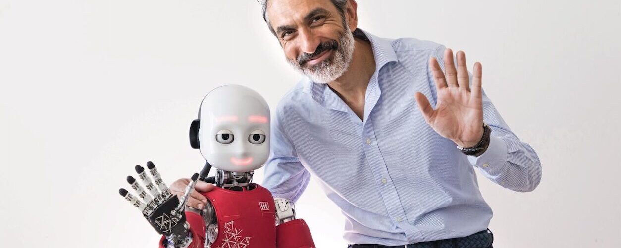 Robot umanoidi: la sfida italiana a Elon Musk e ai giganti della Cina Robot umanoidi: la sfida italiana a Elon Musk e ai giganti della Cina