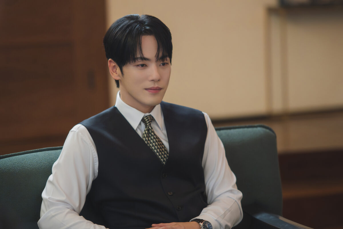 Siren’s Kiss, il romance thriller che trasforma seduzione e sospetto in un gioco pericoloso